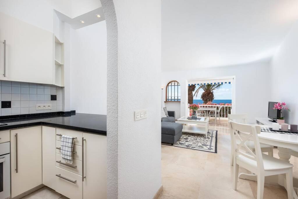 Club Atlantis Ocean View Peaceful Oasis Apartment Адехе Екстериор снимка
